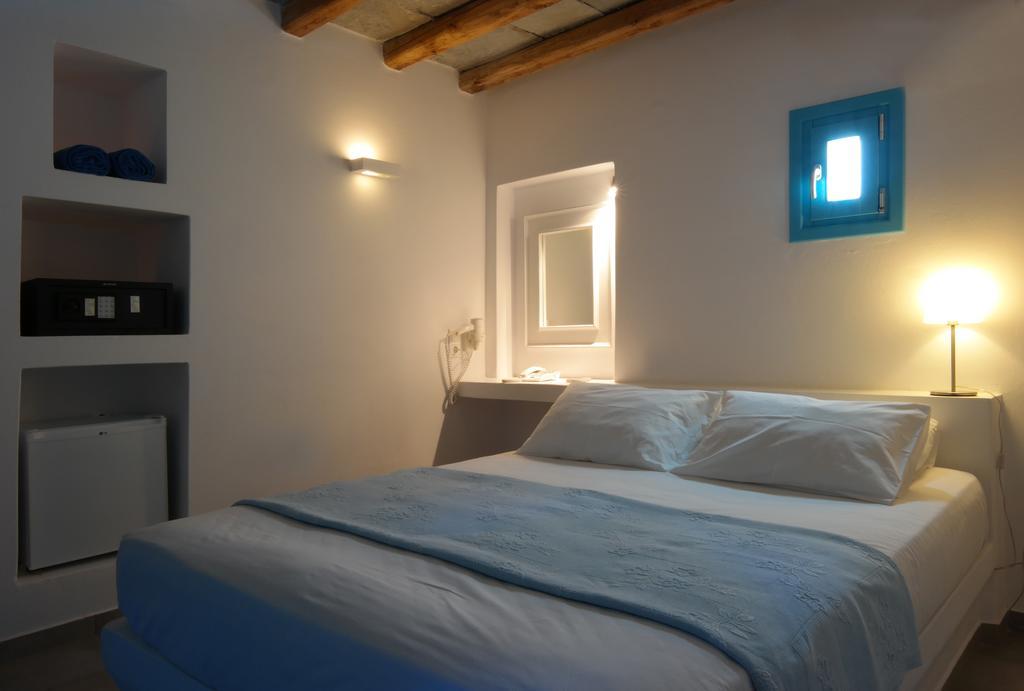 Miramare Hotel Folégandros Стая снимка